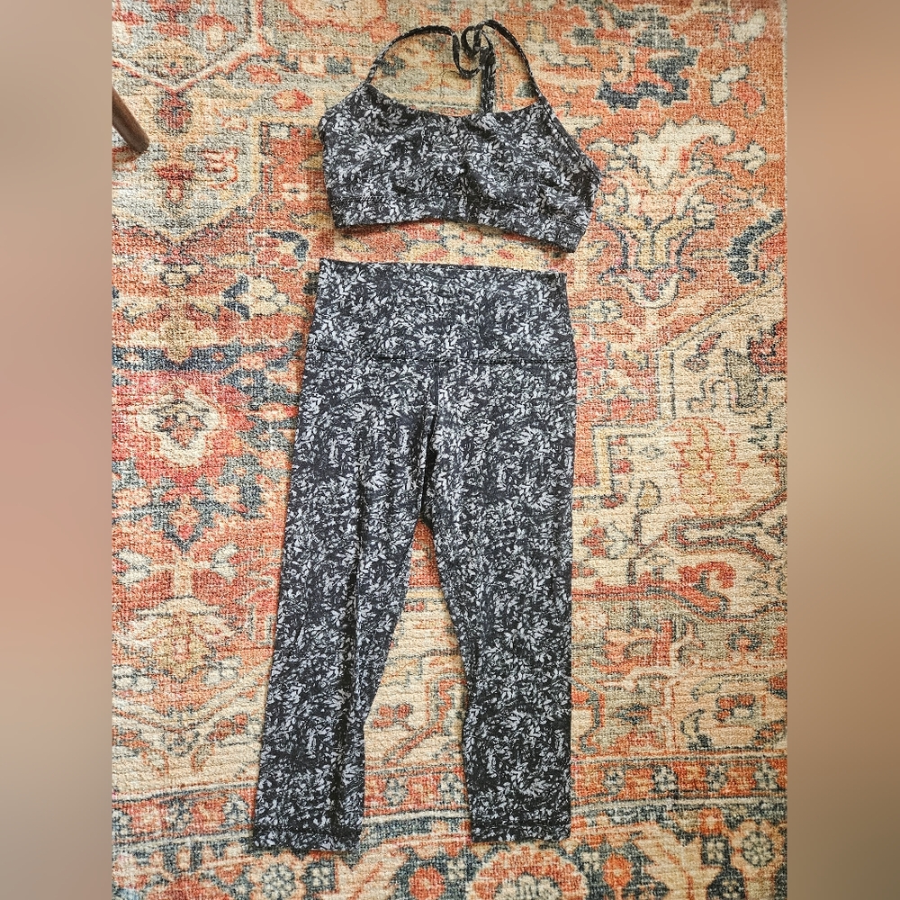 Matching Lulu Lemon Set